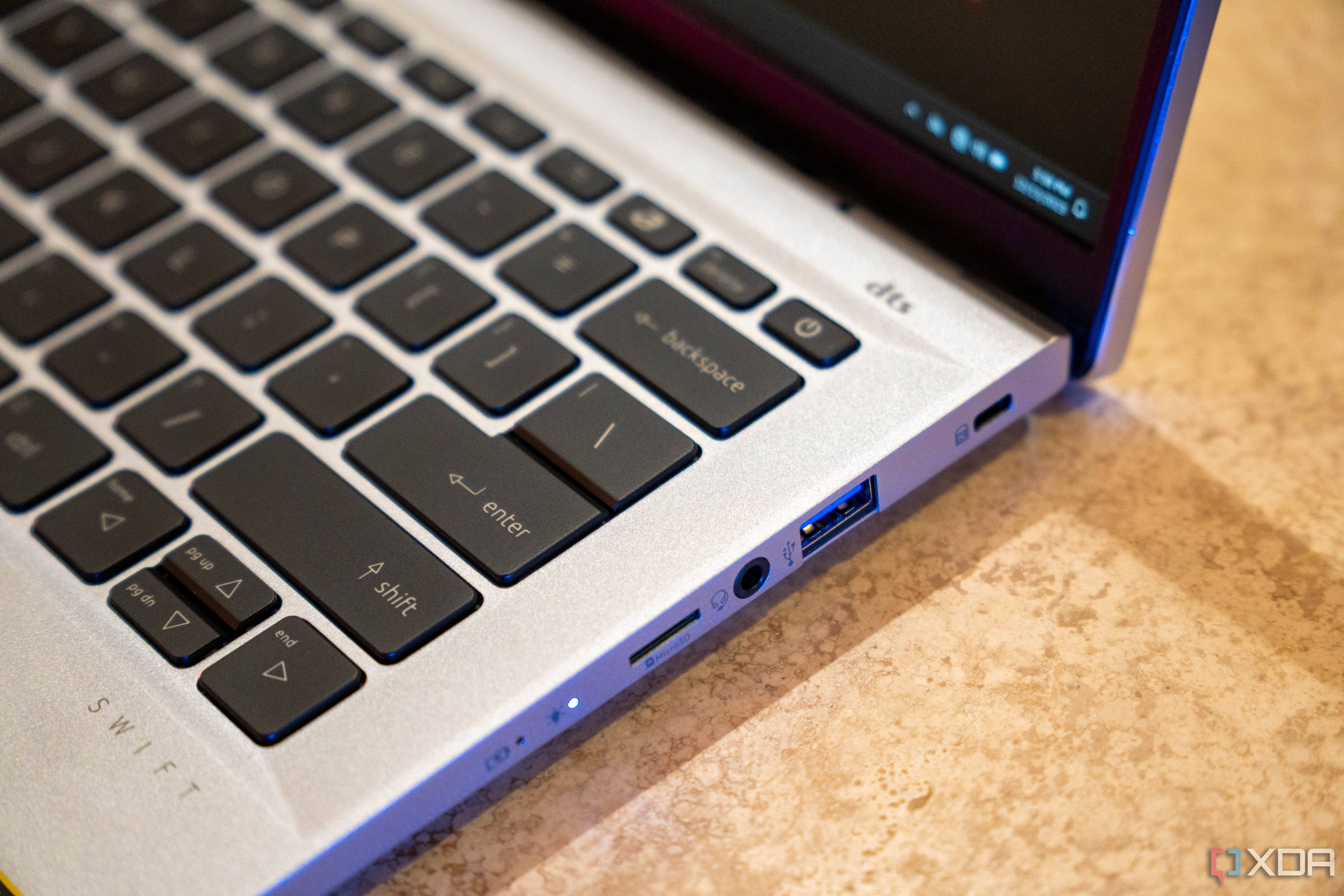 Acer Swift Go 14-3