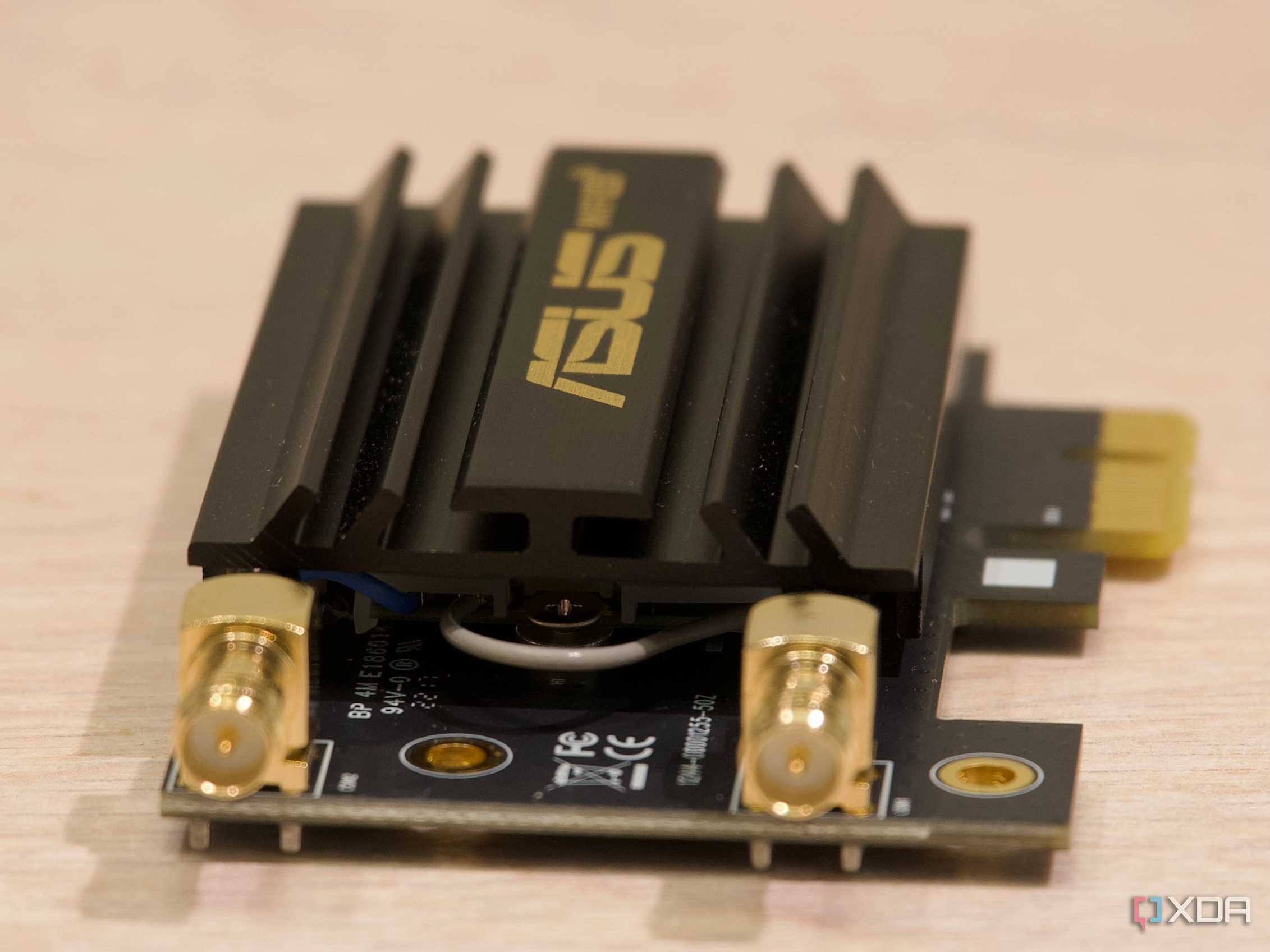 Asus PCE-AXE59BT close bracket removed