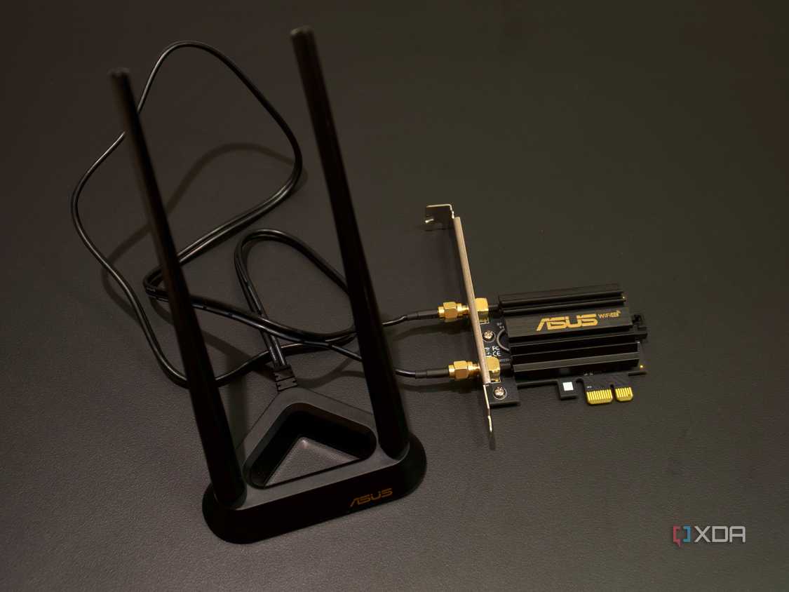 Asus PCE-AXE59BT with antenna attached