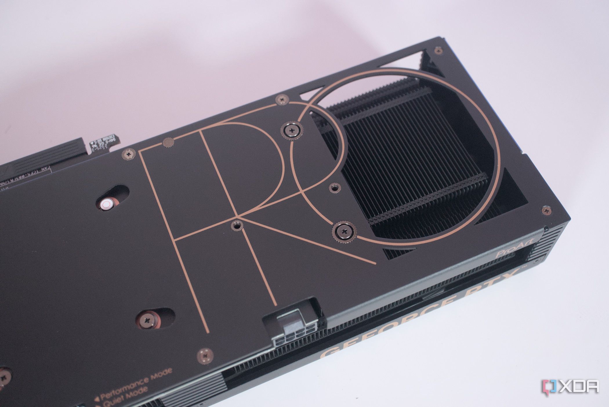 Cose-up view of the Asus ProArt GeForce RTX 4060 Ti PRO passthrough