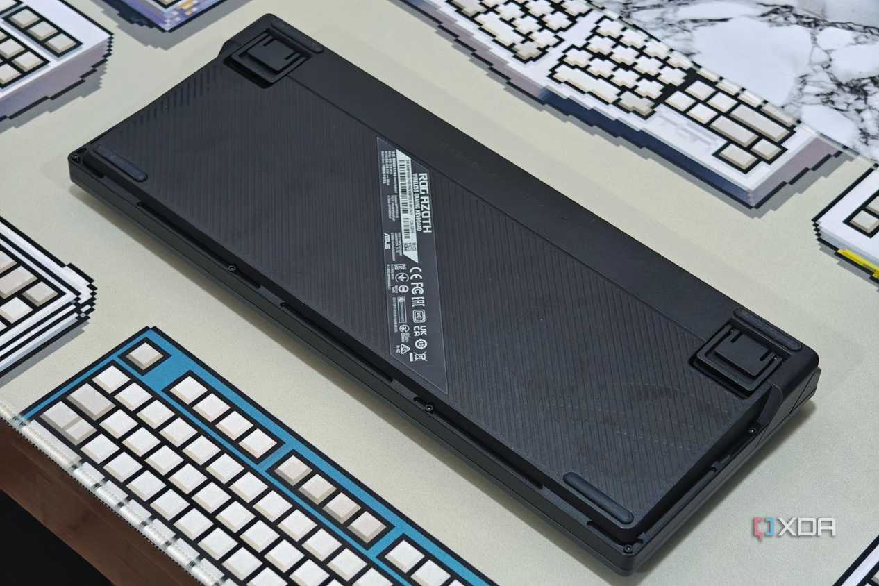 An image showing the back of the ASUS ROG Azoth keyboard.