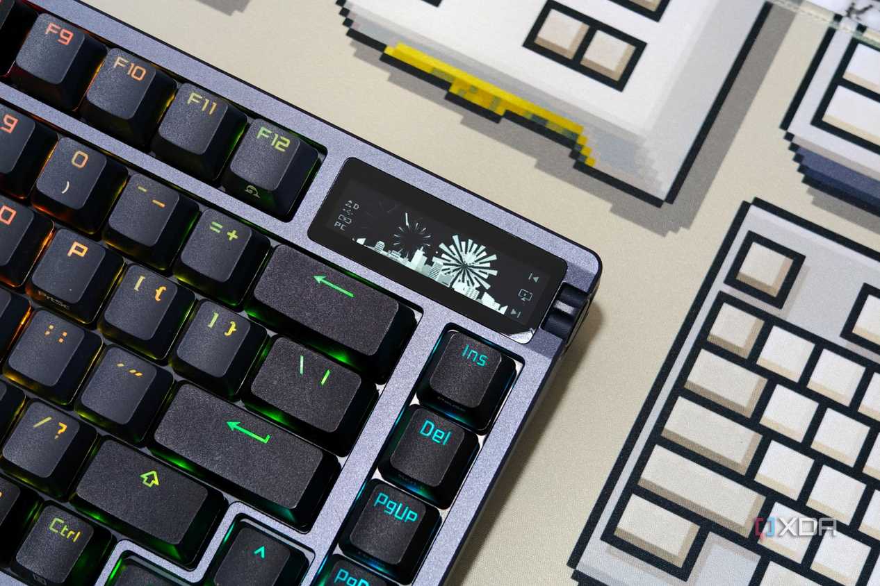 An image showing the OLED display on ASUS ROG Azoth keyboard.