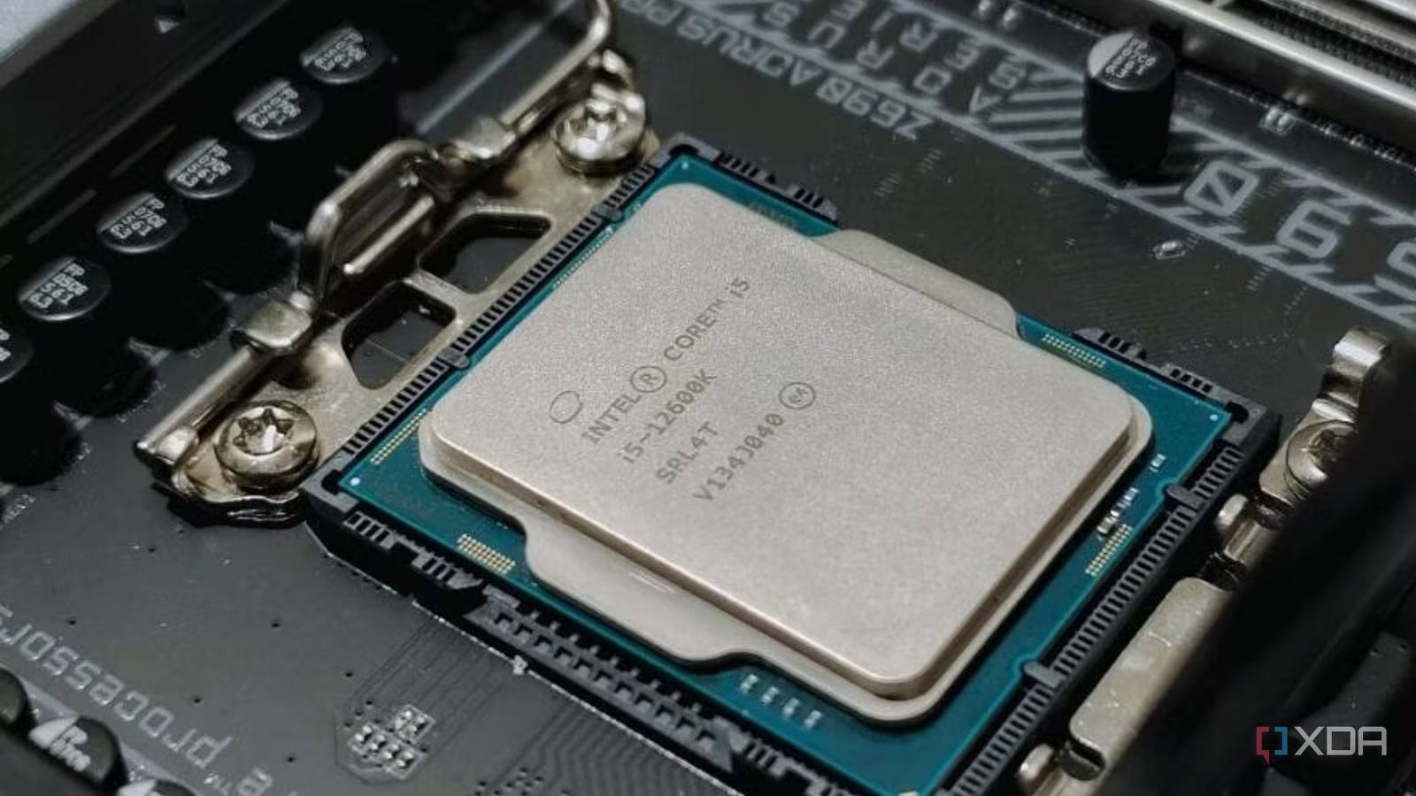 How to lower CPU usage for better performance while gaming