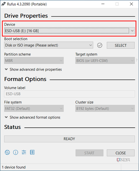 Screenshot of Rufus with a flash drive selected