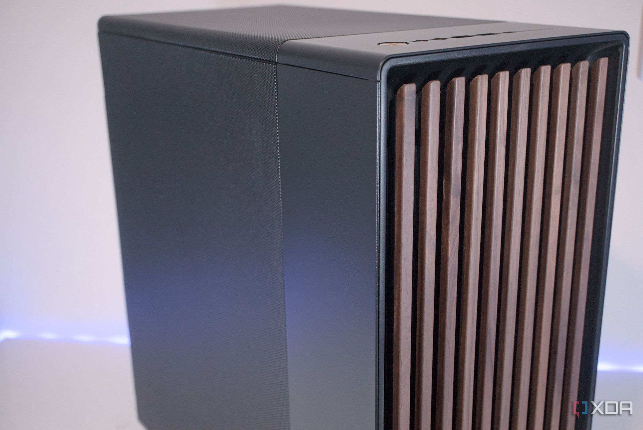 Front view of the Fractal Design North