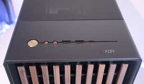 Fractal Design North front I/O
