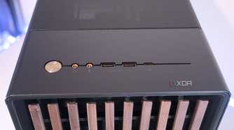 Fractal Design North front I/O