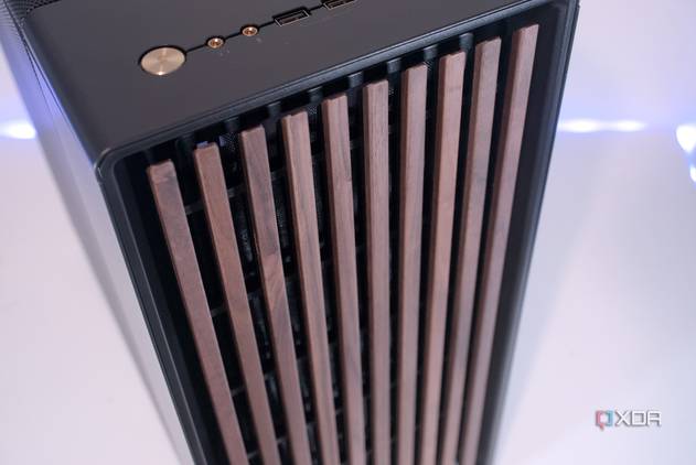 Fractal Design North's usage of wood