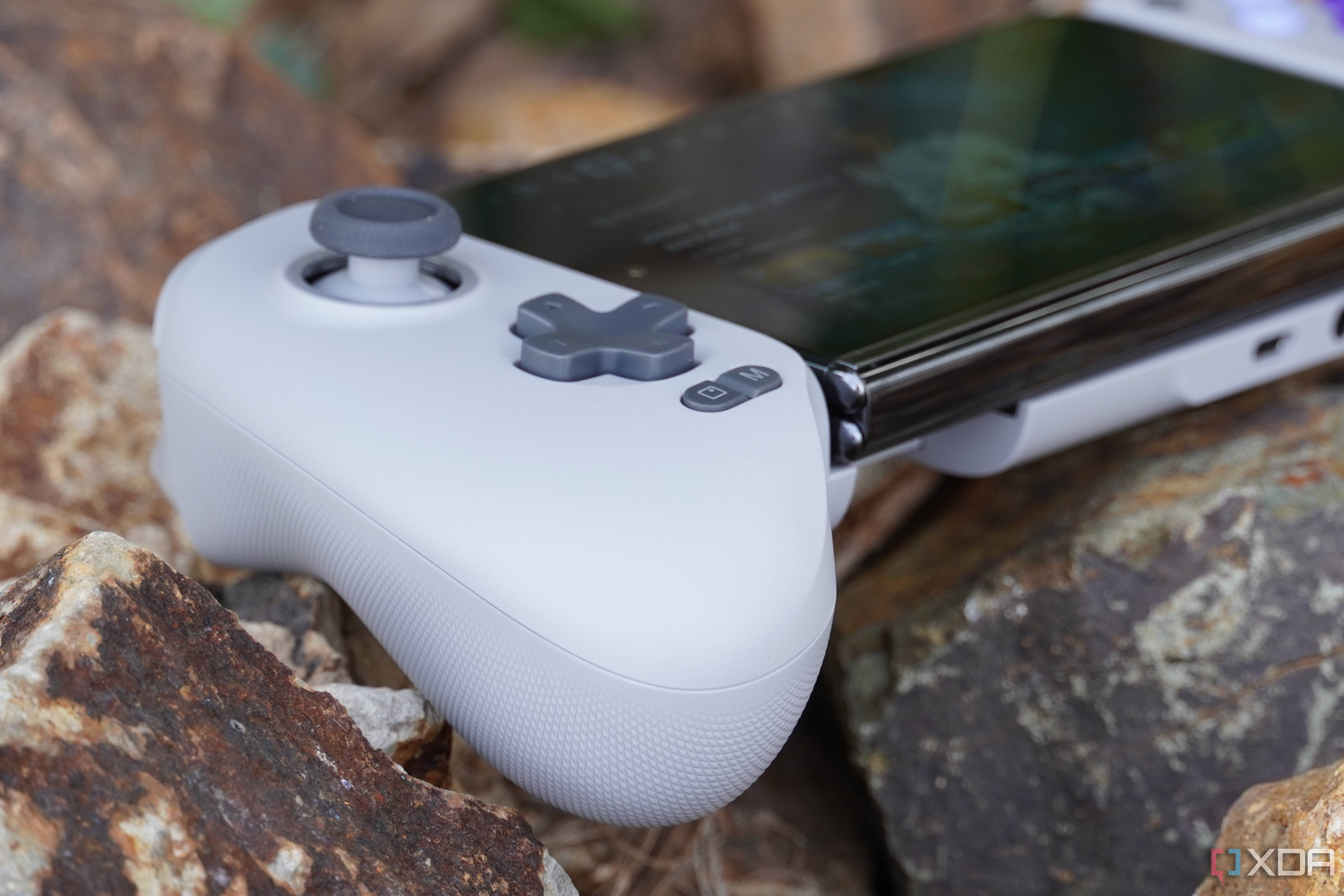 The side of the G8 Galileo controller.