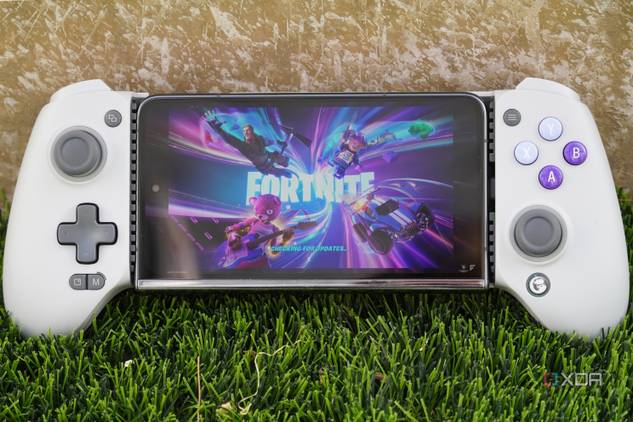 The Fortnite splash screen on a G8 Galileo controller.
