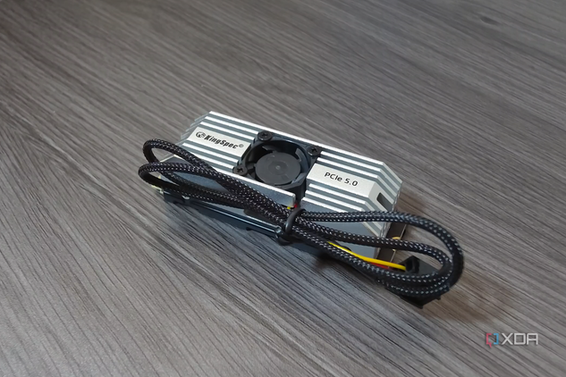KingSpec VP101 SSD from above.