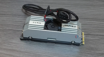 KingSpec VP101 SSD with a focus on the fan cable.