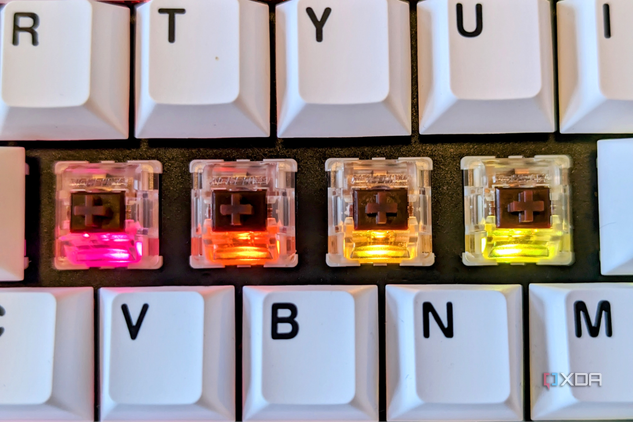 The RGB light on behind the Gateron Jupiter switches on the Lemokey L3