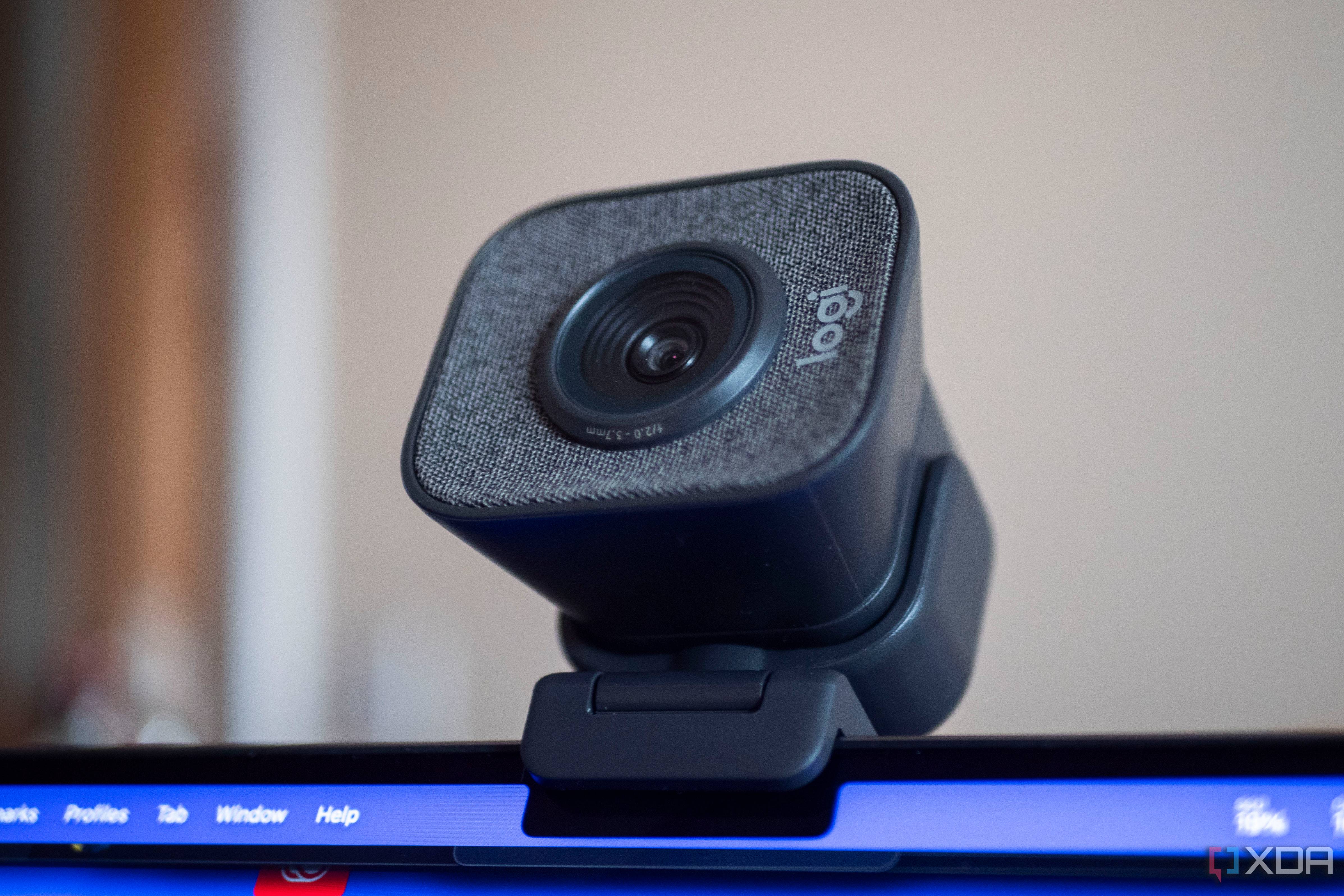 Logitech StreamCam facing up while attached to laptop