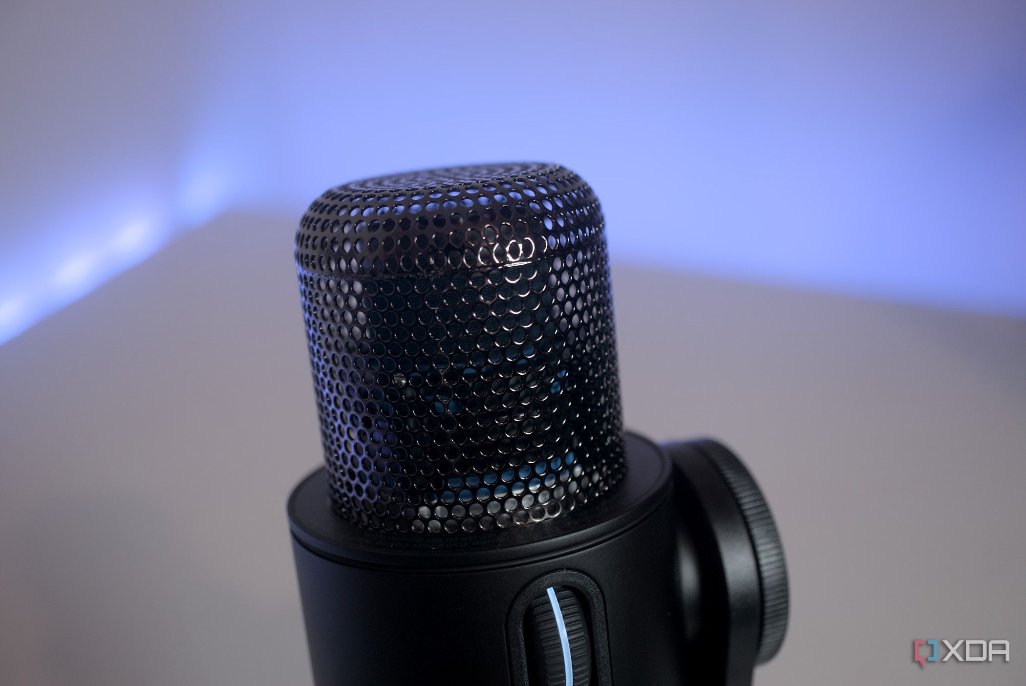 How to EQ your microphone for the best sound