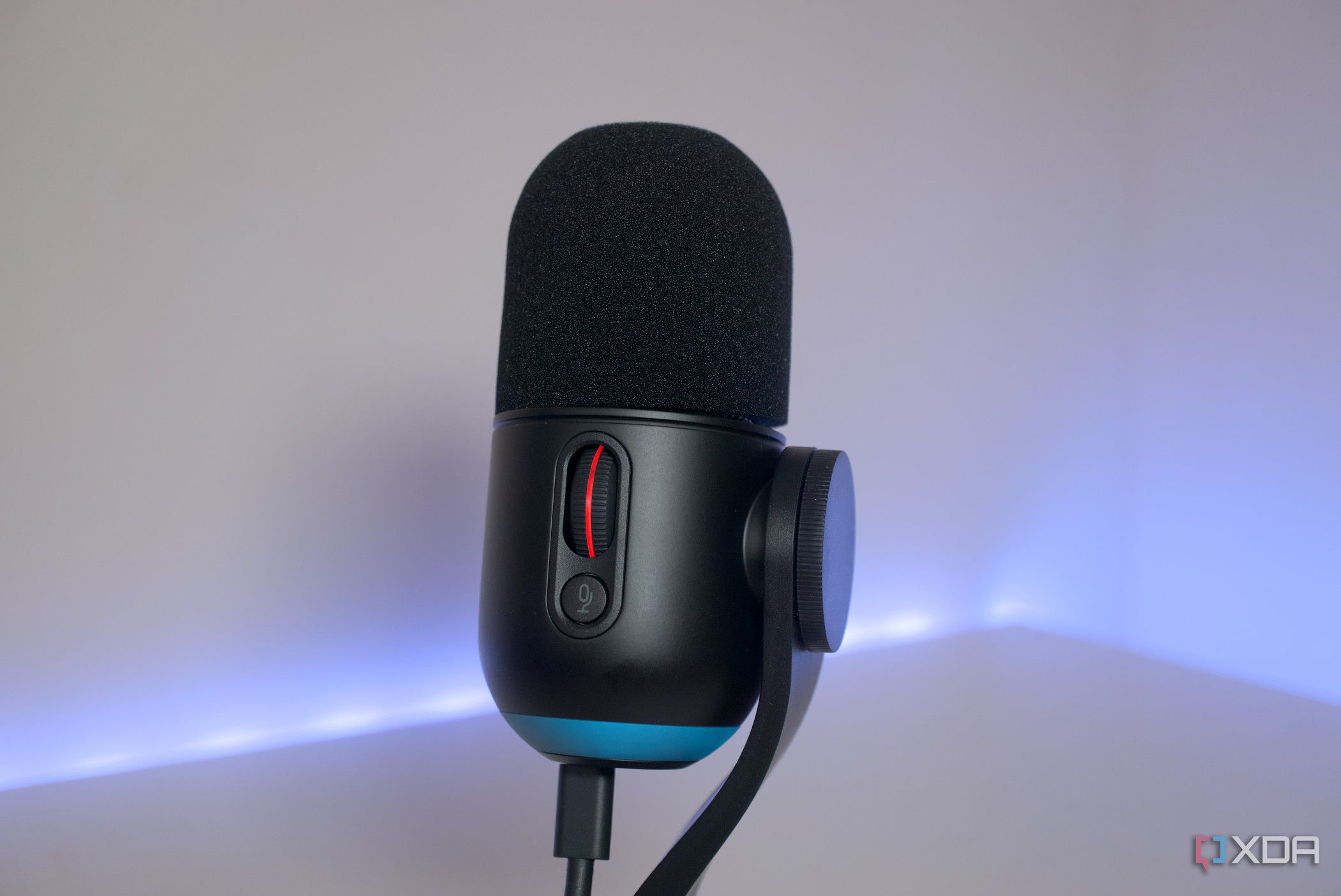 Logitech Yeti GX on mute