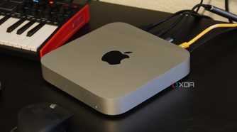 The Mac mini (2023) as part of a desk setup.