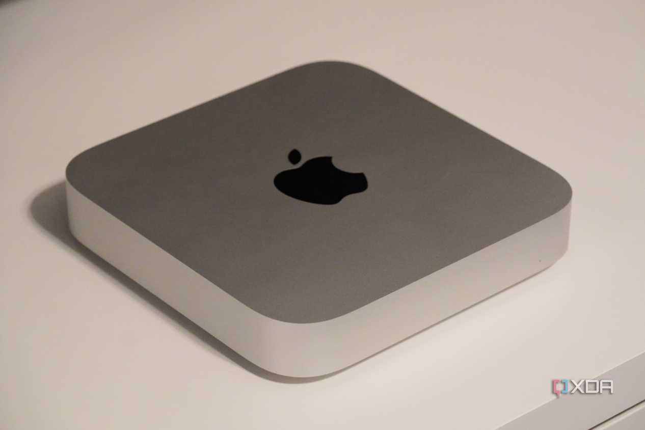 The top and front of the Mac mini (2023).