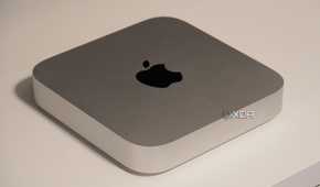 The top and front of the Mac mini (2023).