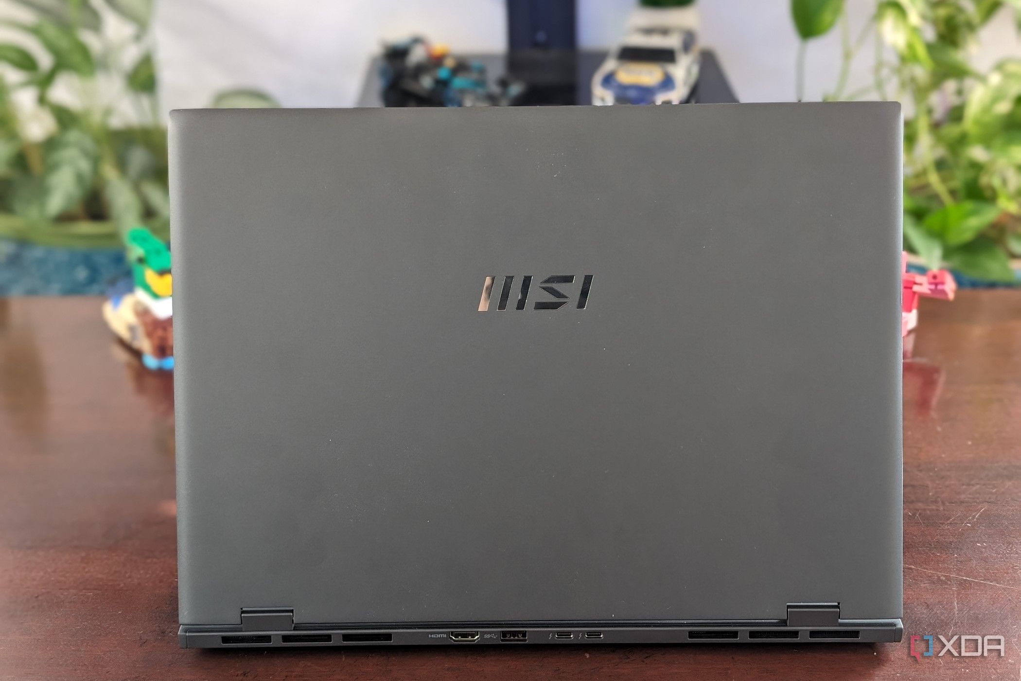 A photo of the back lid of the MSI Prestige Evo 16 AI 