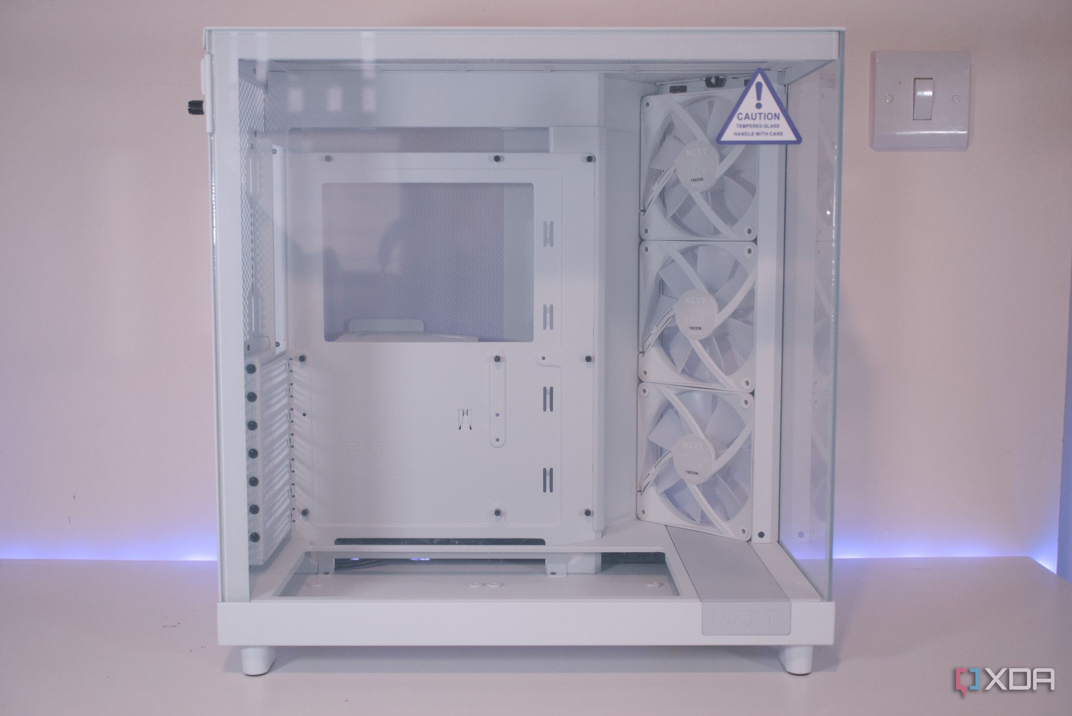 Side view of the NZXT H6 Flow RGB