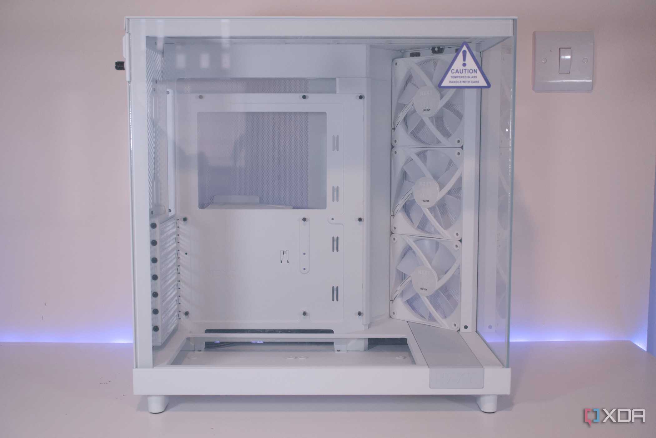 Side view of the NZXT H6 Flow RGB