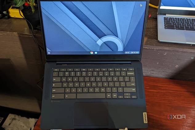 A phot of the IdeaPad Slim 3 Chromebook from the front showing the keyboard