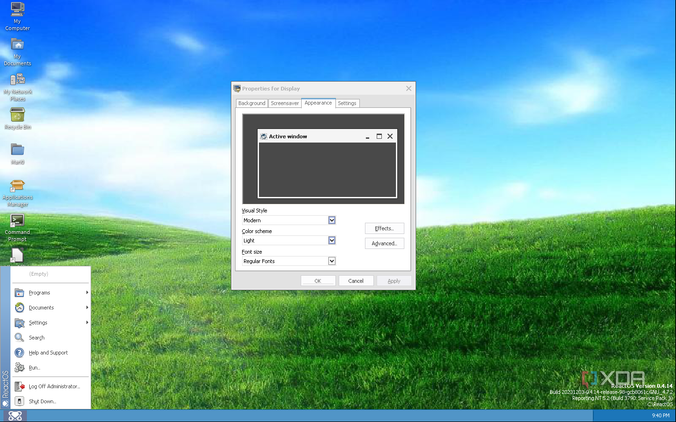 ReactOS desktop with the Modern theme