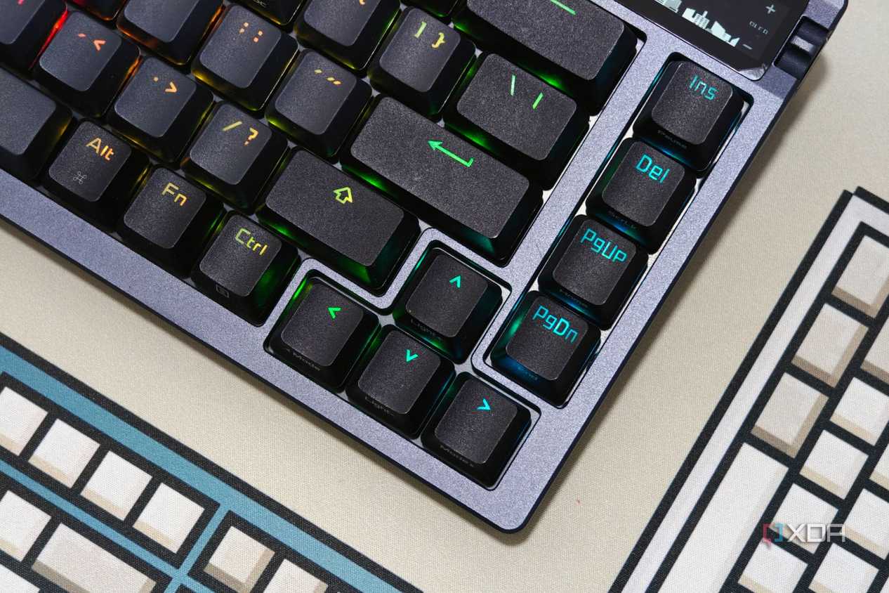 An image showing the exploded 75% layout of the ROG Azoth keyboard.