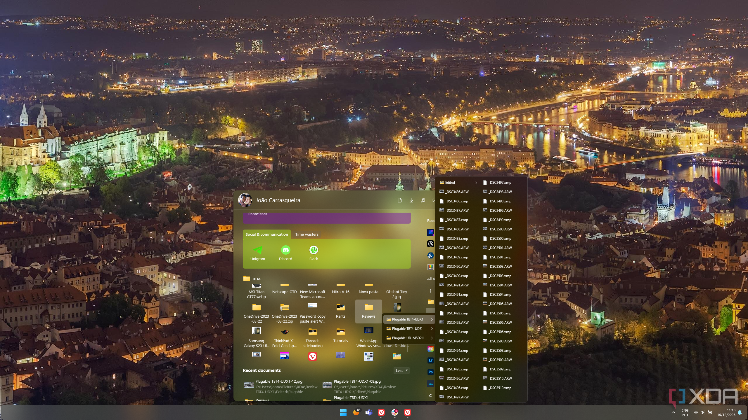 Screenshot of Start11 Start menu displaying a menu for a folder contained inside a pinned folder