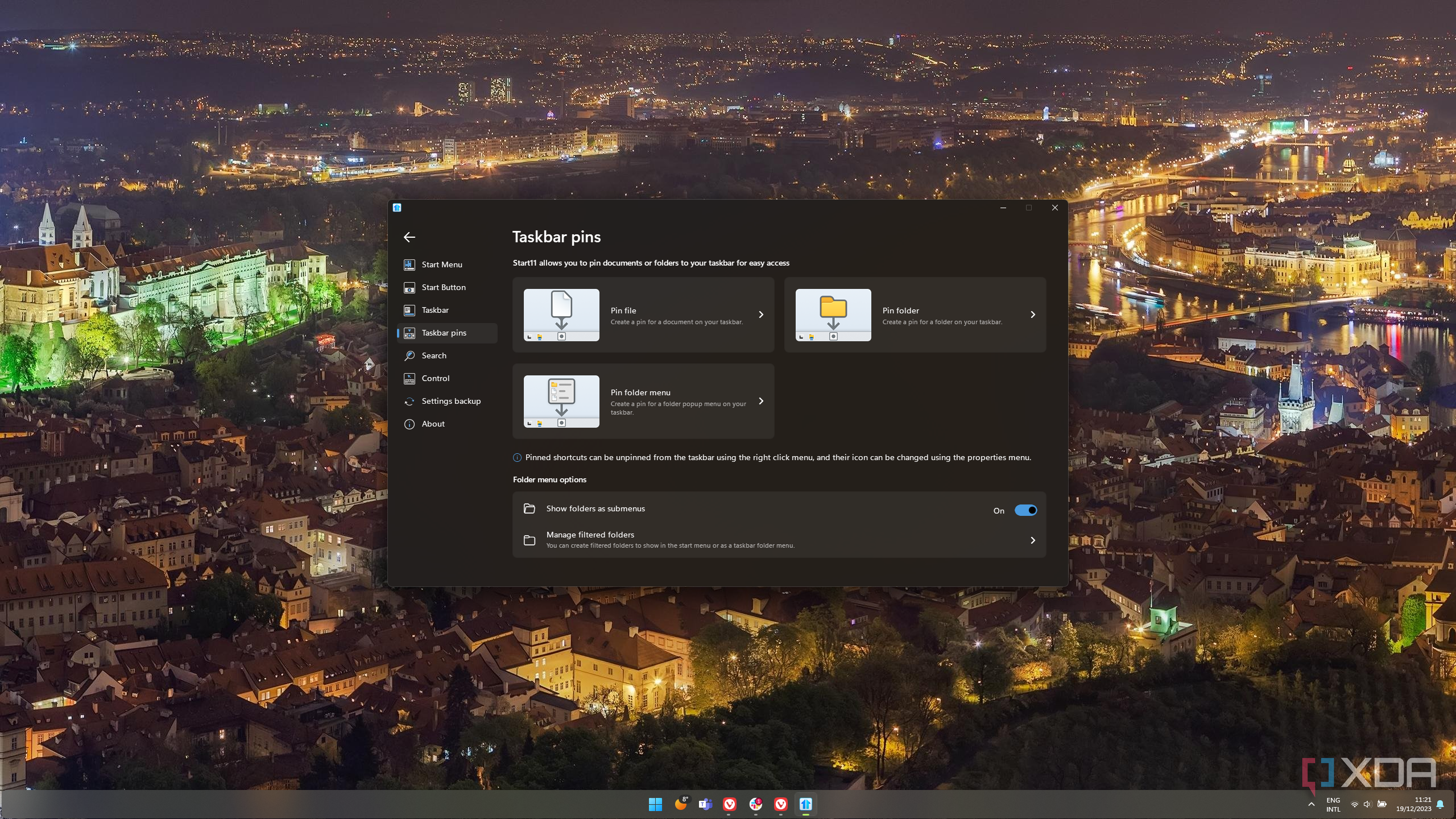 Screenshot of Start11 taskbar customization settings