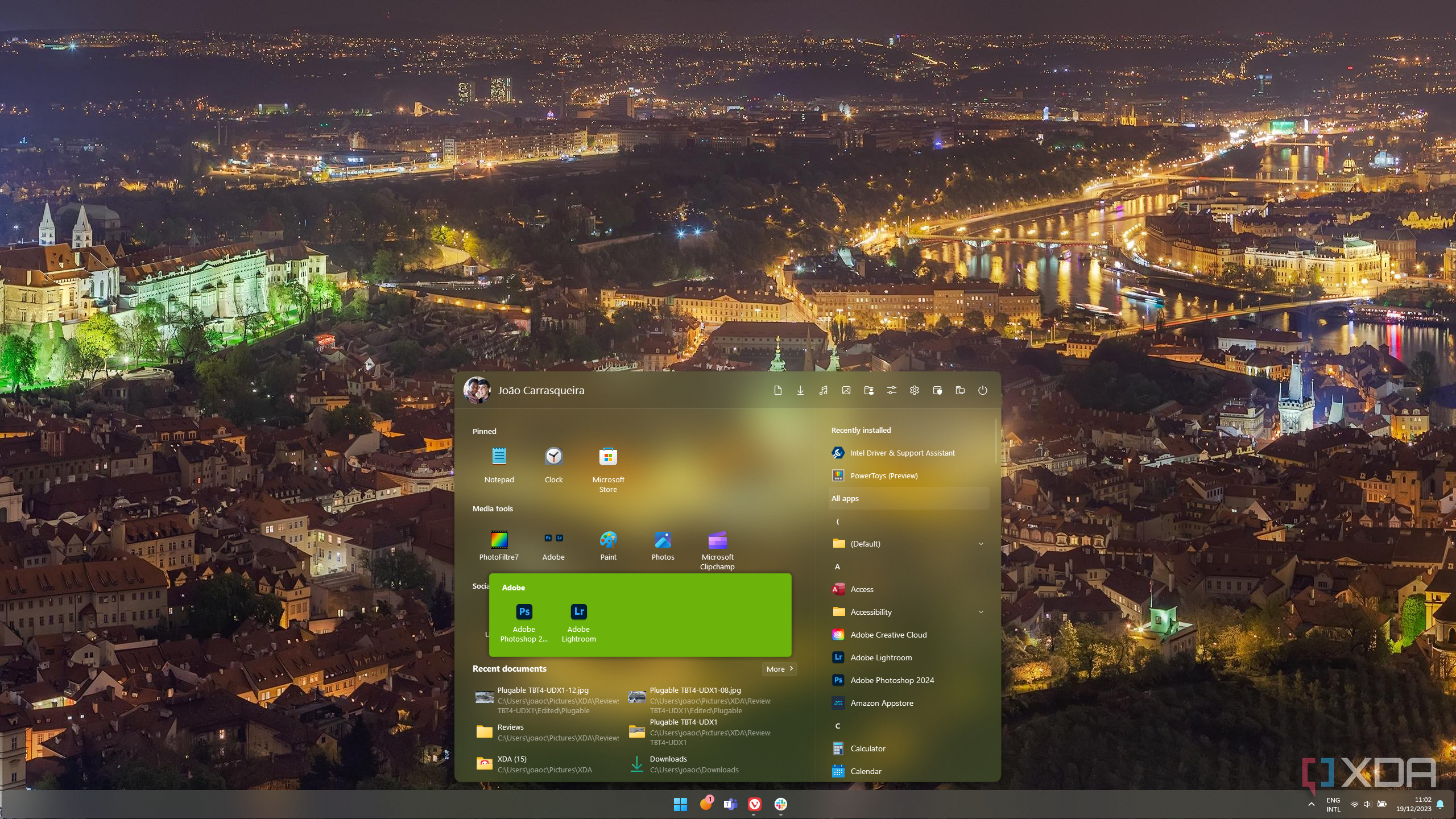 Screenshot of Start11 Start menu with multiple groups and a folder open