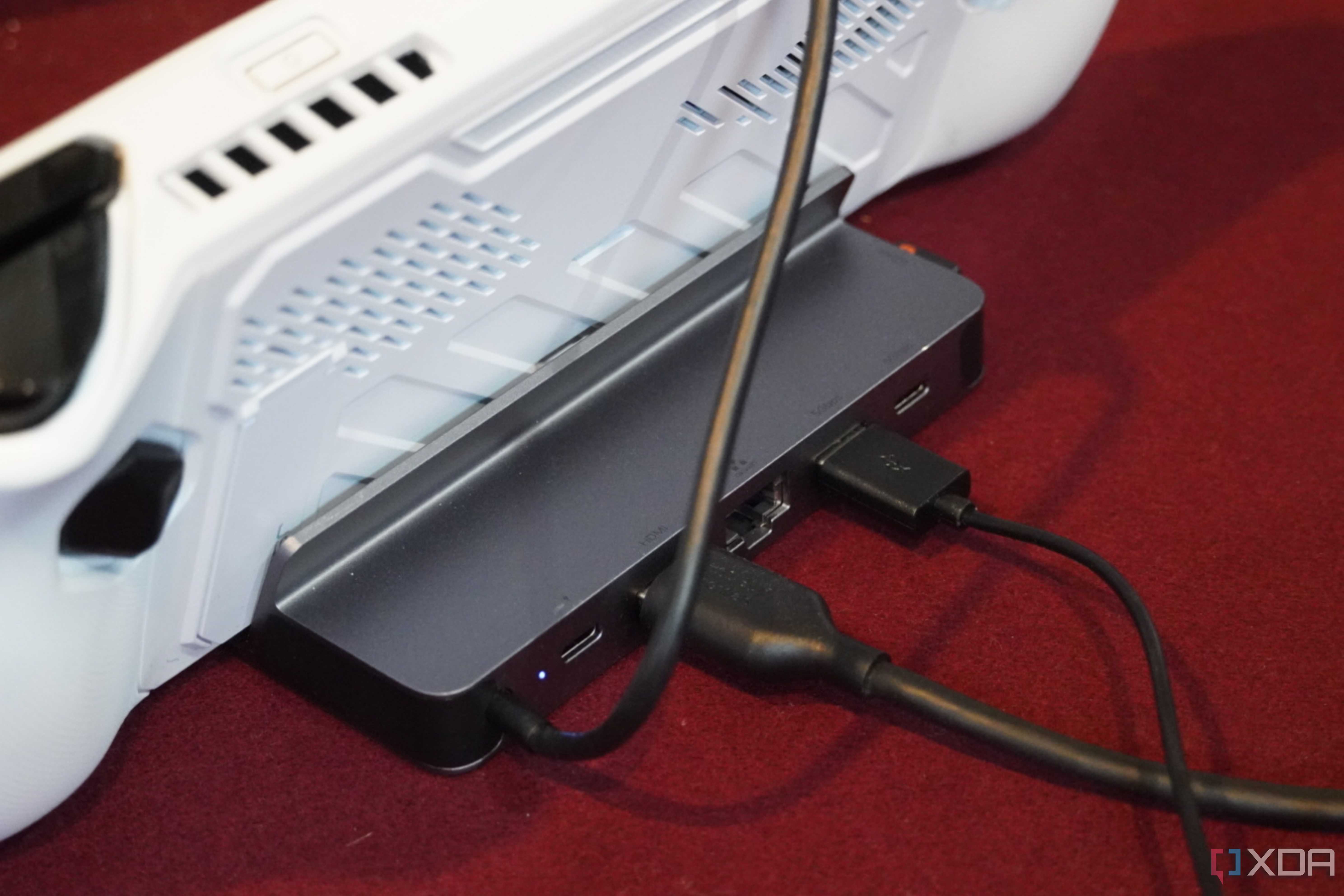 UGreen-Dock-Cables