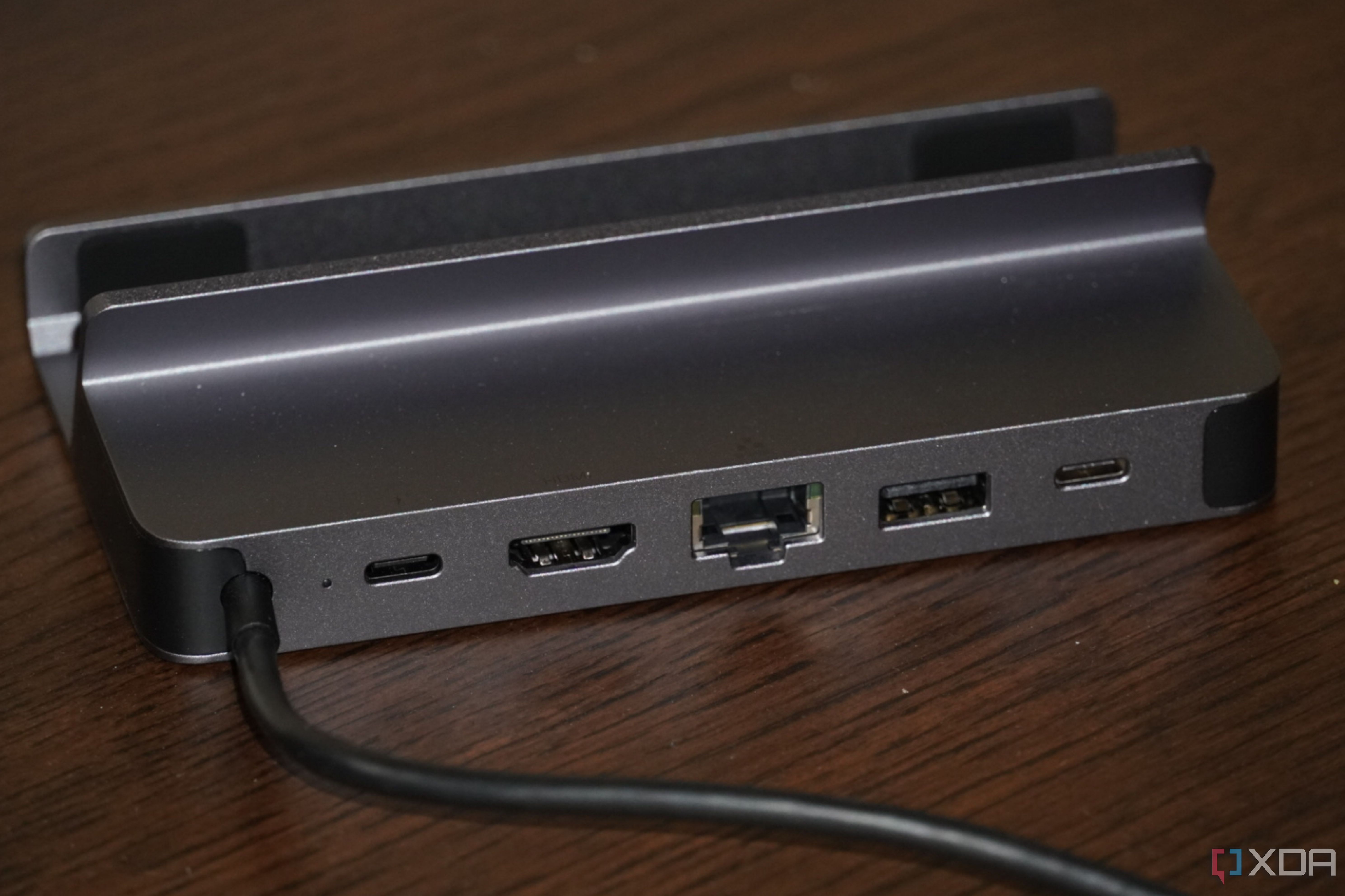 The back design of the UGreen docking station.