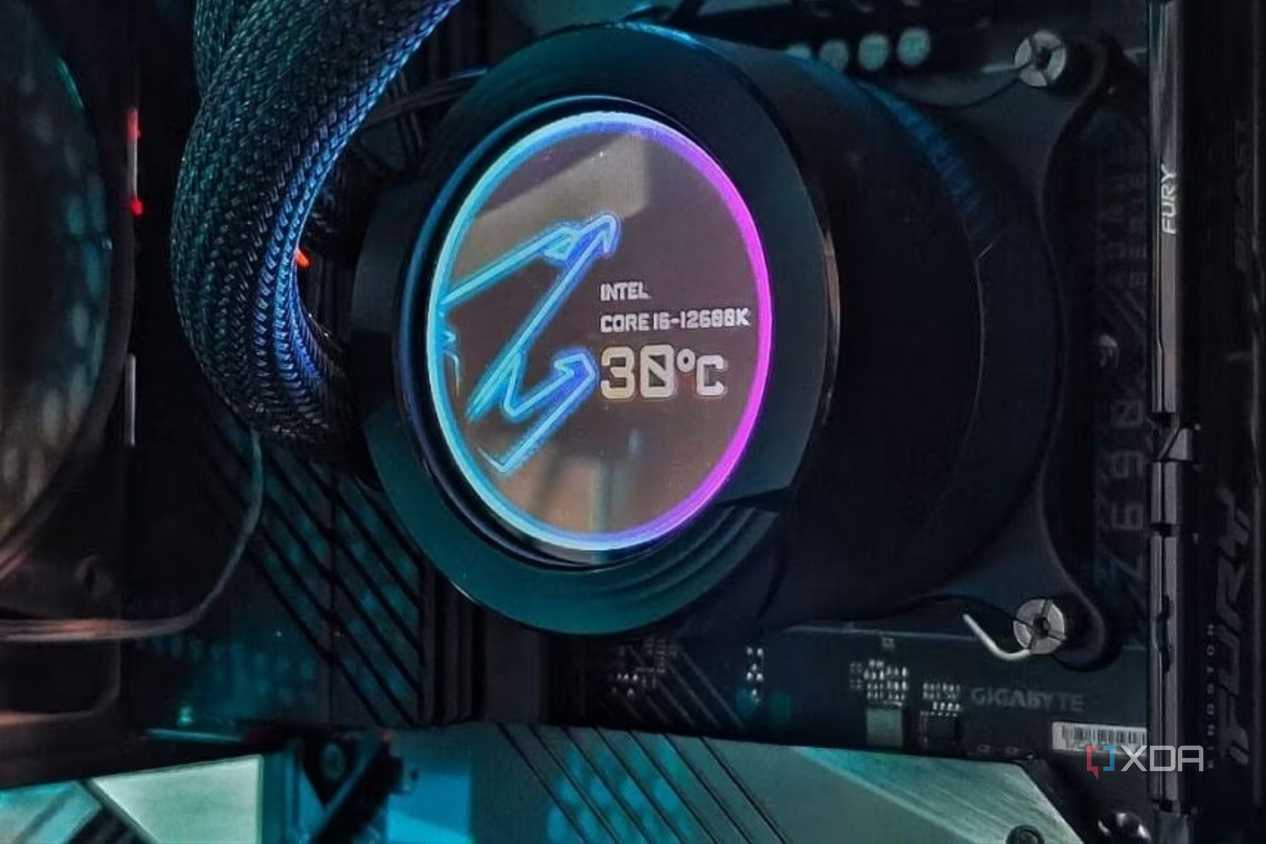 An image showing a liquid cooler waterblock displaying the CPU temperature.