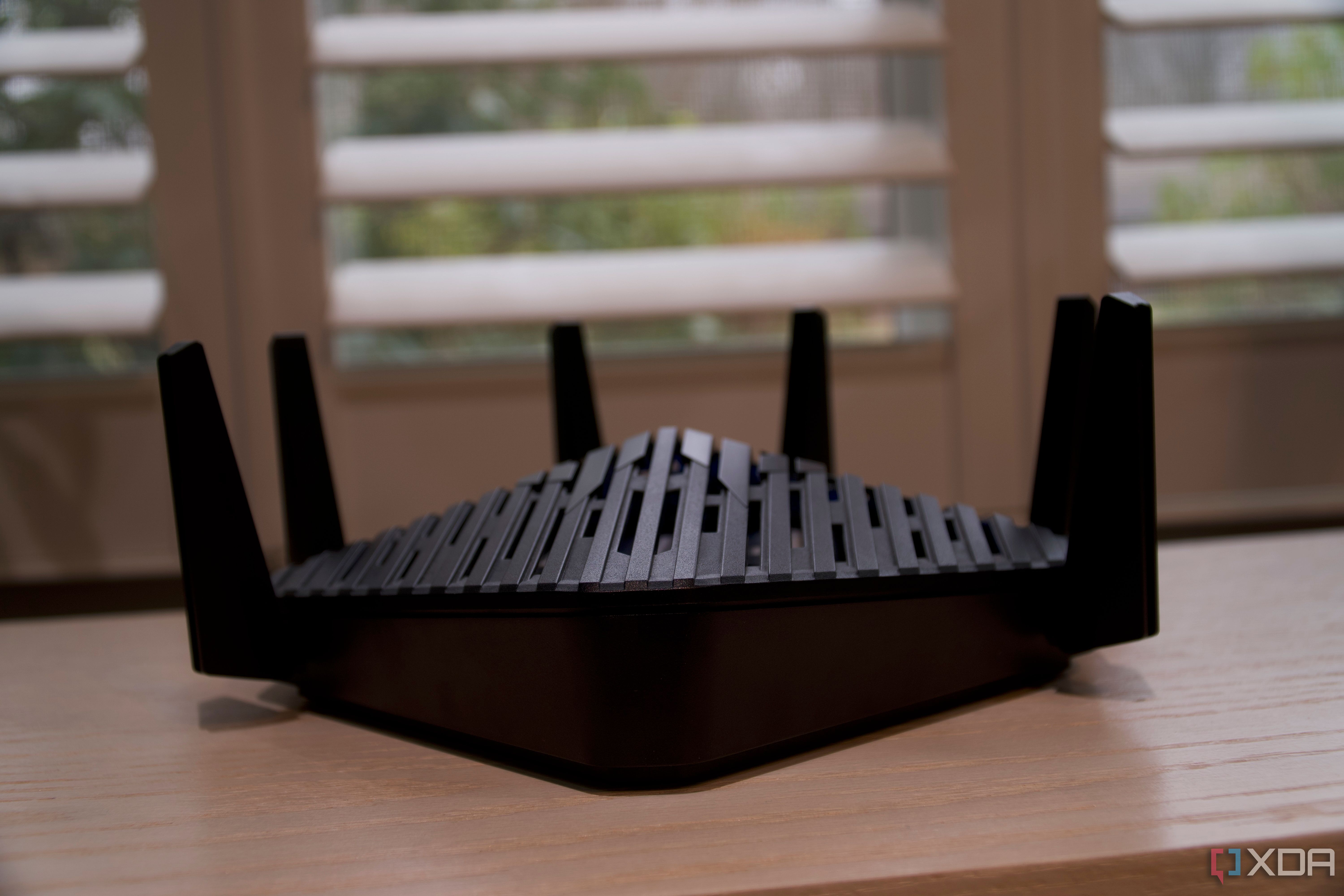 Acer Predator Connect W6 front, lights off