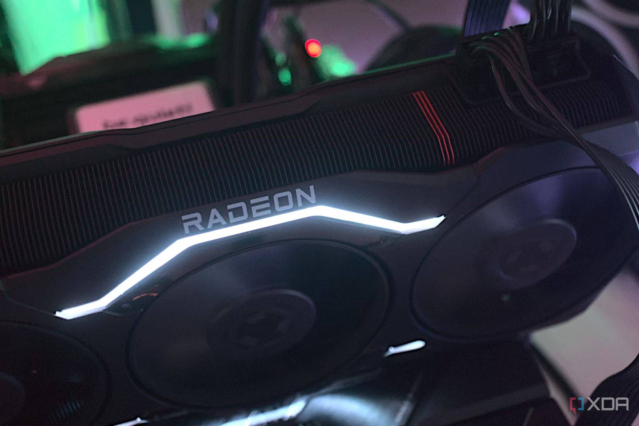 An image showing the AMD Radeon 7900 XTX graphics card installed on a PC.