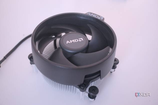 Top view of the AMD Ryzen 5 8600G cooler