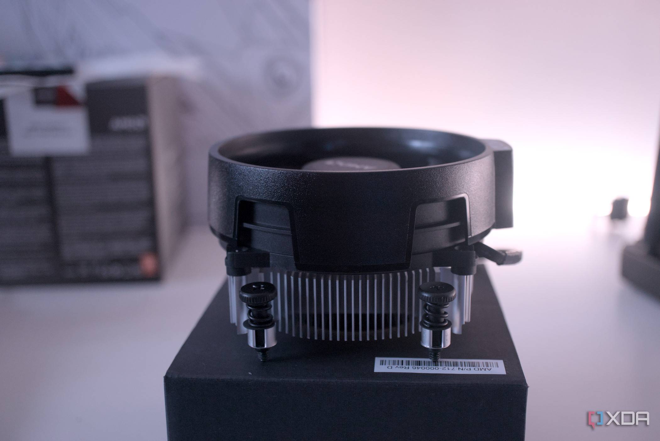 Side view of the AMD Ryzen 5 8600G cooler