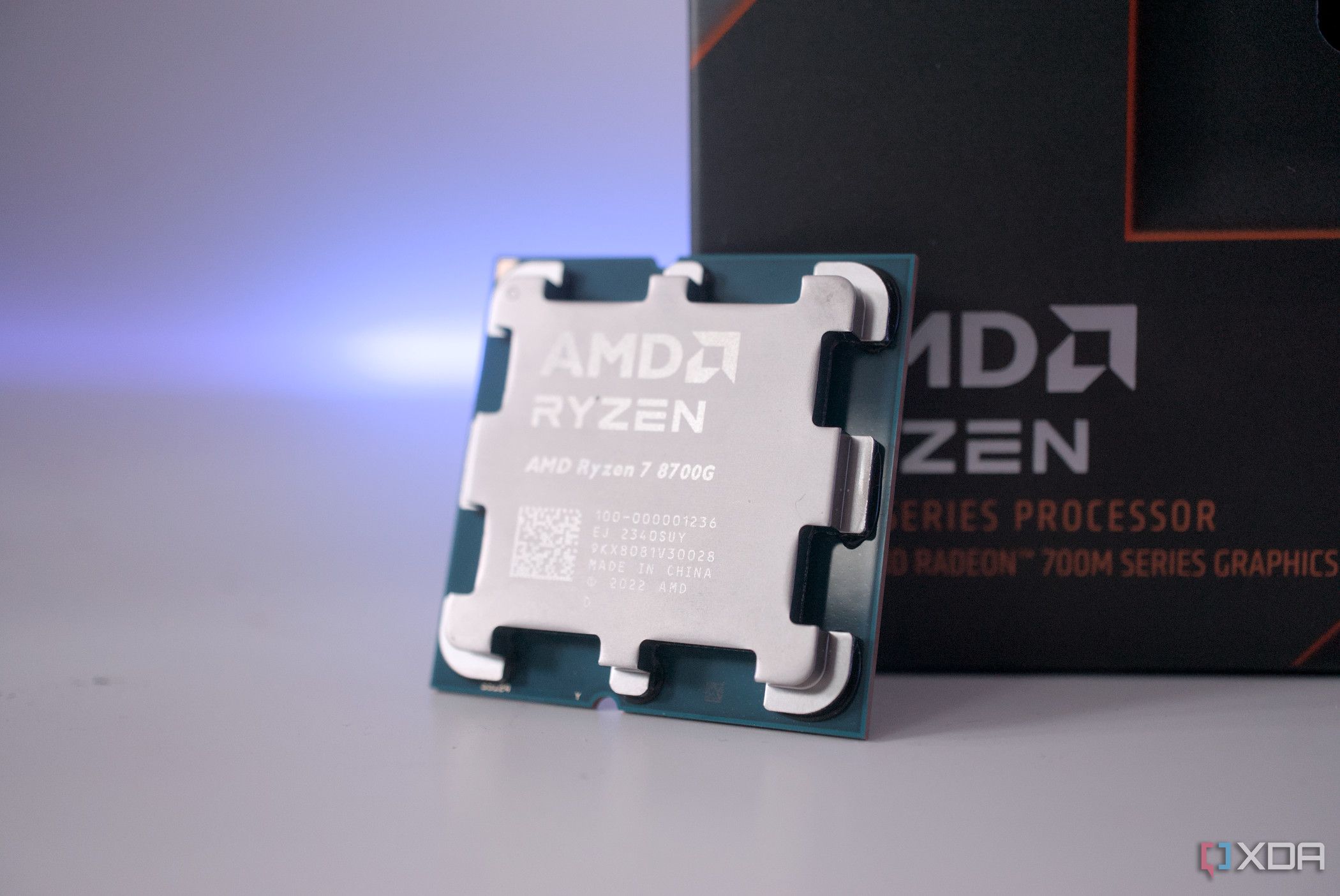 Embalagem AMD Ryzen 7 8700G