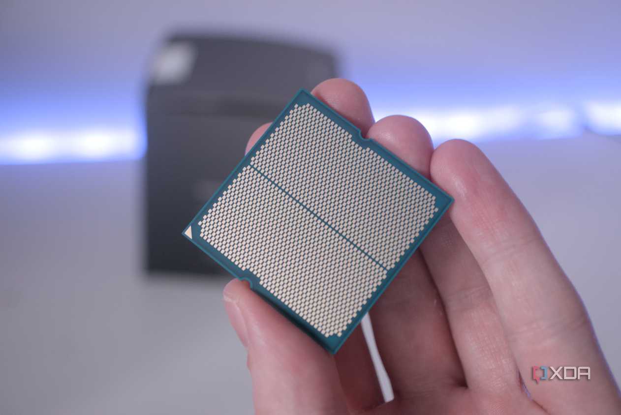 AMD Ryzen 7 8700G pins