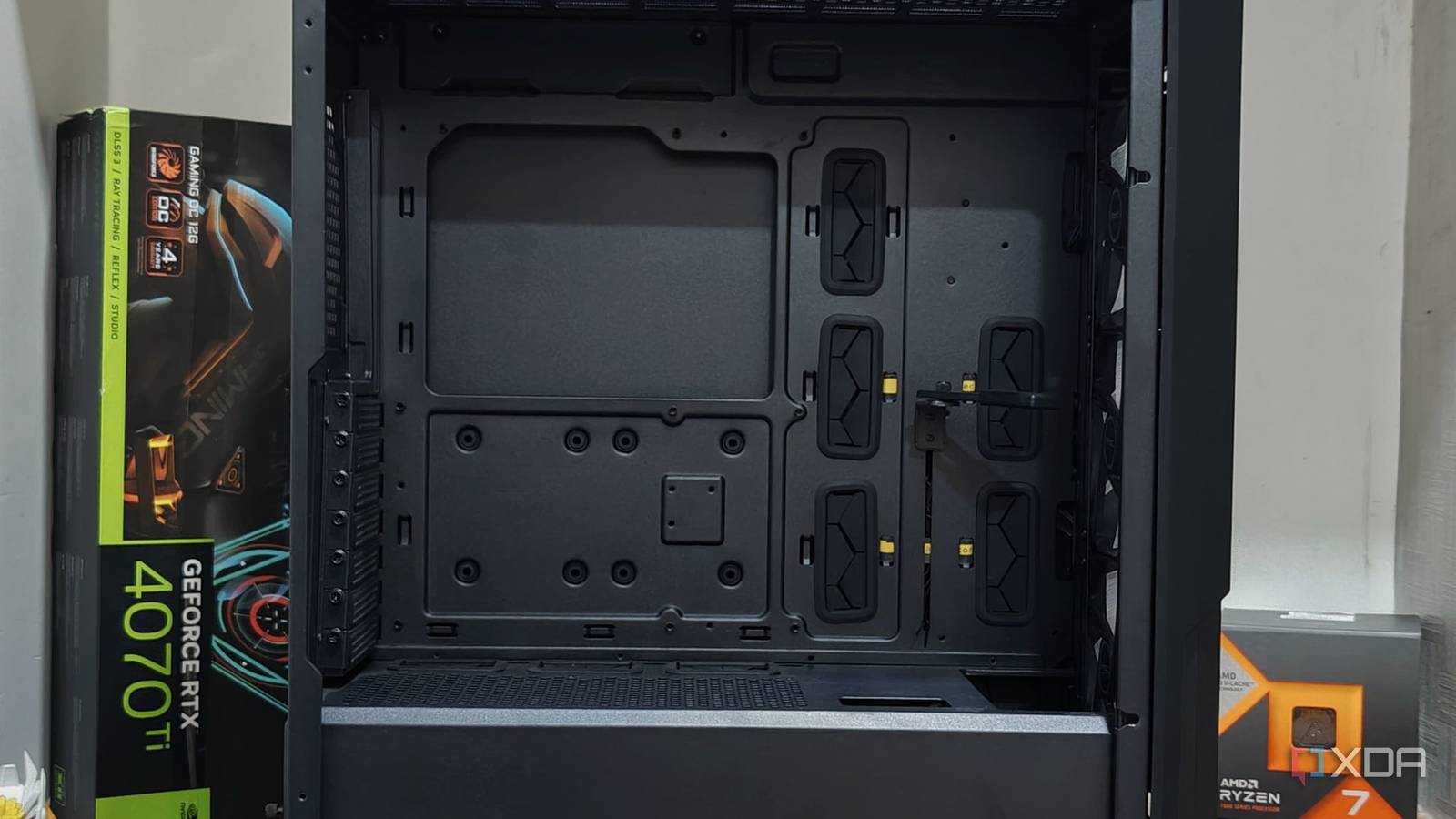 An image showing the internal view of the Antec P20C PC case.