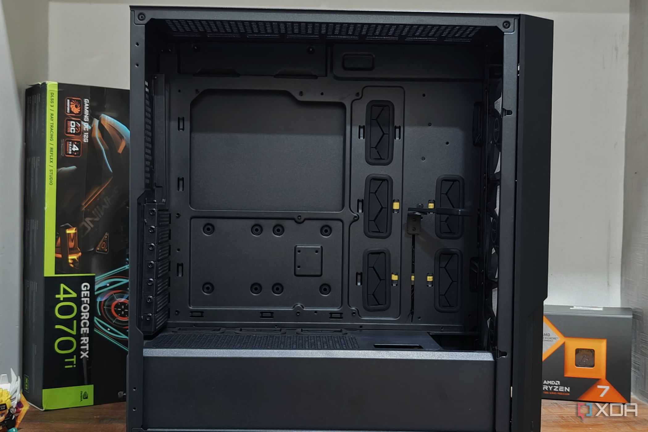 An image showing the internal view of the Antec P20C PC case.