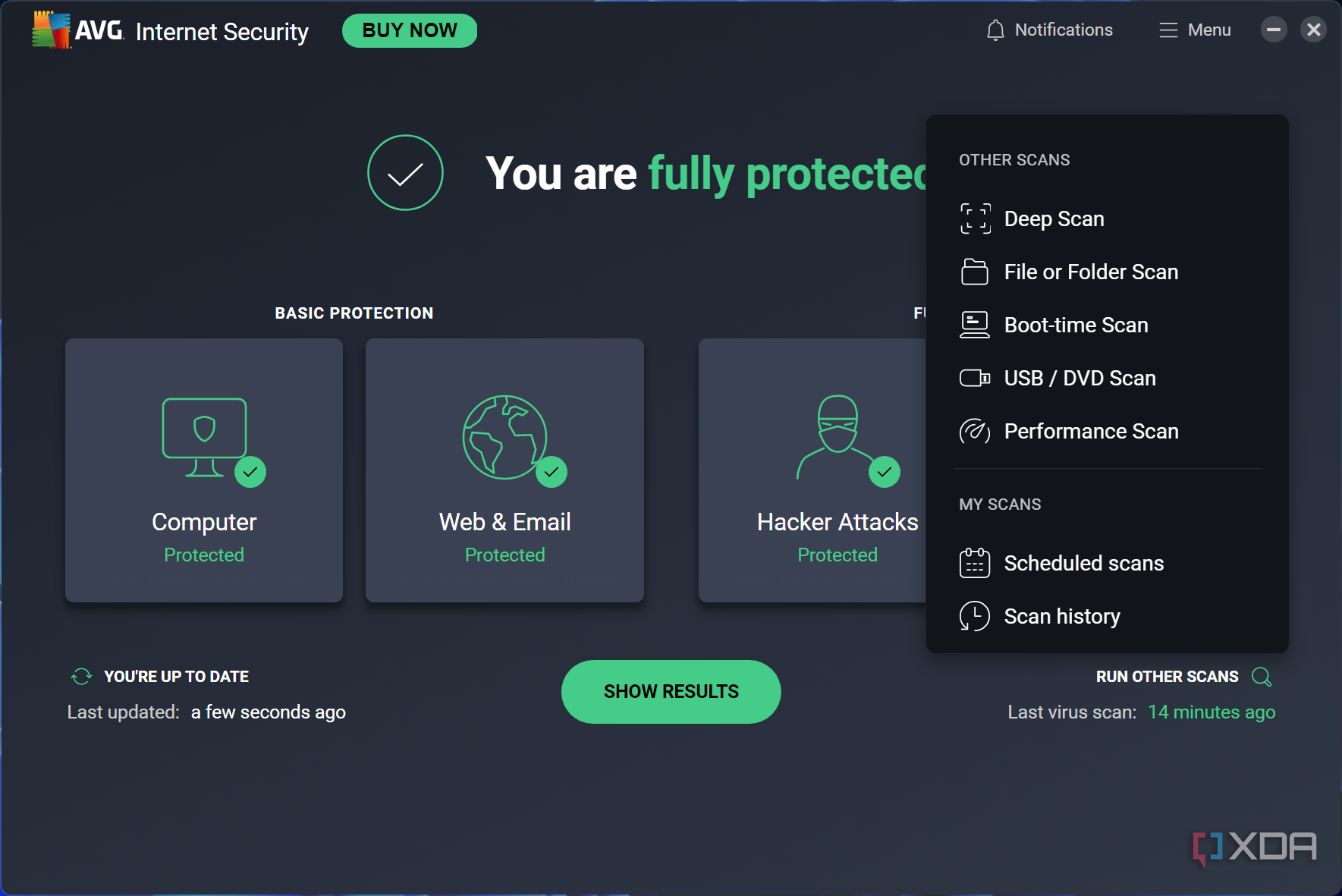 Screenshot of the homepage of AVG Internet Security with the scan menu open