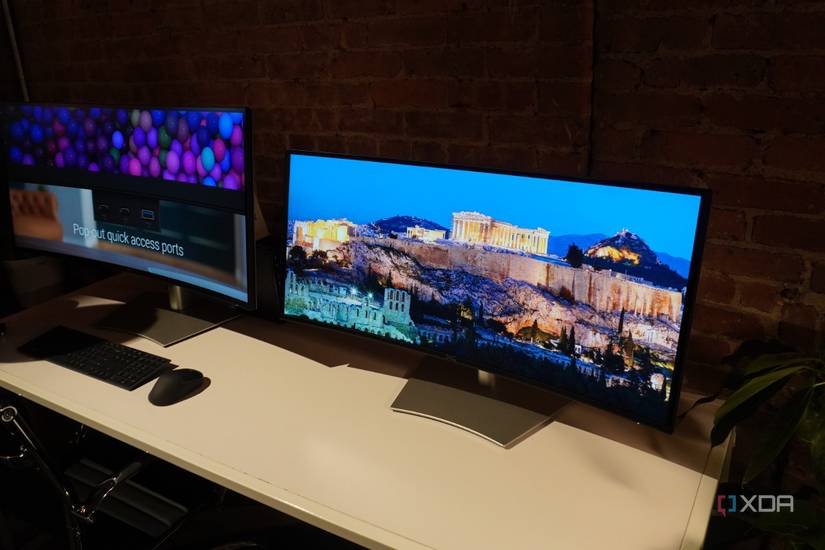 Dell UltraSharp Curved Monitors 2024