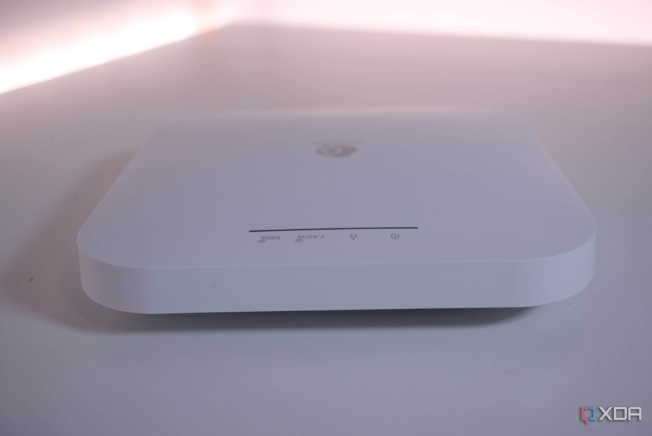 Front of the EnGenius ECW220
