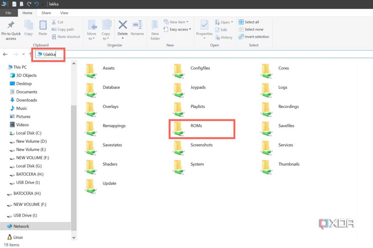 A screenshot of the File Explorer depicting the procedure to transfer files to Lakka via Samba