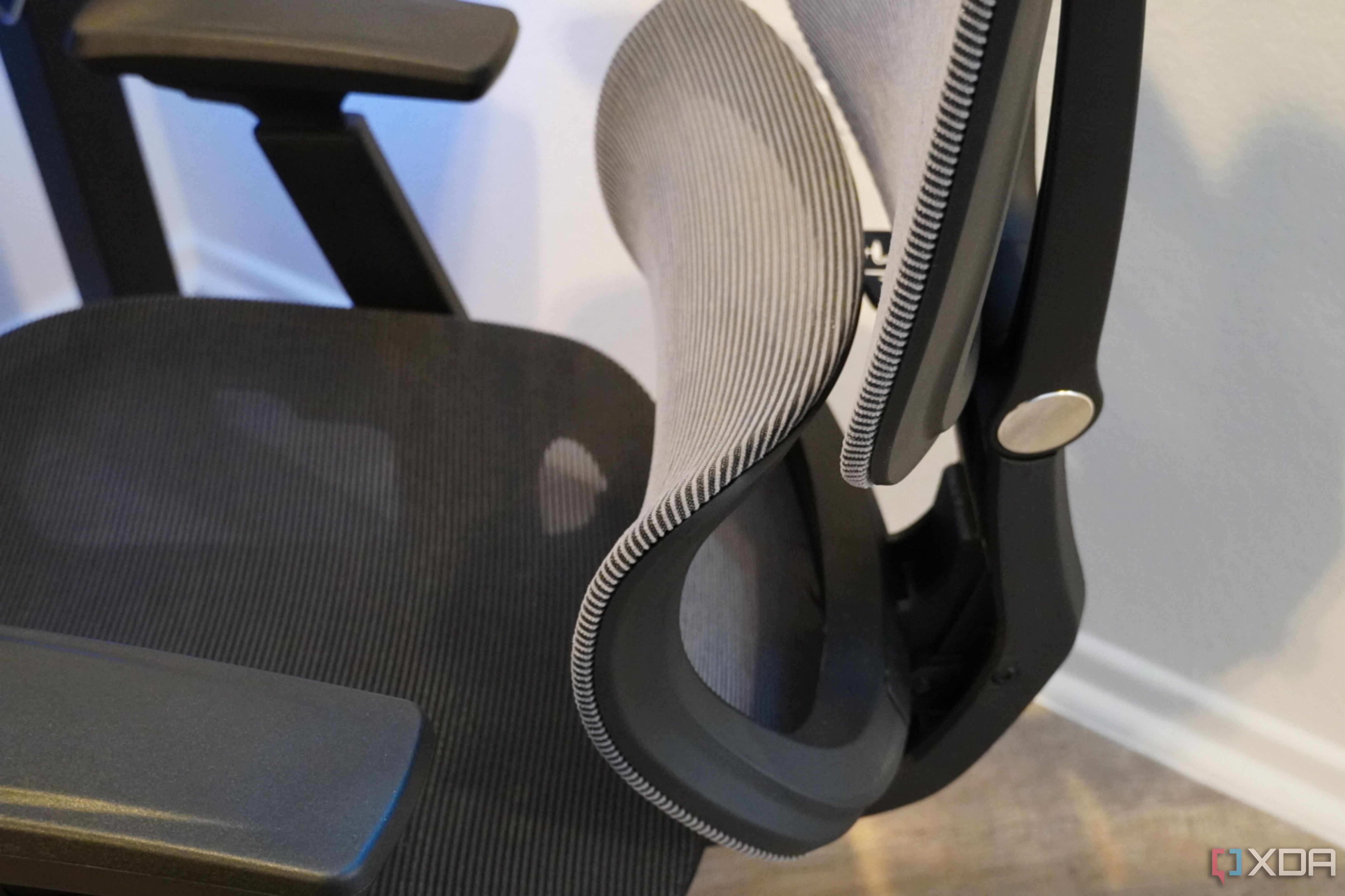 Lumbar support on the C7 ergonomic chair.