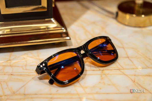 Giunnar Optiks Cupertino set on a marble table with Amber lenses