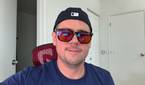 Man wearing Giunnar Optiks Cupertino with Amber lenses